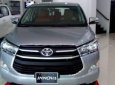 Toyota Innova 2018 - Bán ô tô Toyota Innova năm sản xuất 2018, màu bạc số sàn, giá 718tr