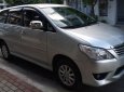 Toyota Innova 2.0E 2013 - Bán xe Toyota Innova sản xuất năm 2013, màu bạc, giá 500tr