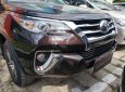 Toyota Fortuner 2.7V 4x2 AT 2017 - Toyota An Sương bán Fortuner 2.7V, số tự động, máy xăng