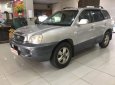 Hyundai Santa Fe 2.0AT 2004 - Cần bán xe Hyundai Santa Fe 2.0AT 2004, màu bạc, nhập khẩu nguyên chiếc giá cạnh tranh