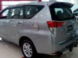 Toyota Innova 2018 - Bán ô tô Toyota Innova năm sản xuất 2018, màu bạc số sàn, giá 718tr