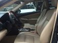 Toyota Camry 2013 - Cần bán lại xe Toyota Camry sản xuất năm 2013, màu đen, giá chỉ 780 triệu