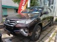 Toyota Fortuner 2.7V 4x2 AT 2017 - Toyota An Sương bán Fortuner 2.7V, số tự động, máy xăng