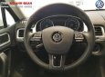 Volkswagen Touareg 2016 - Bán Volkswagen Touareg màu trắng, hỗ trợ trả góp 90%, hỗ trợ 50% phí trước bạ, Hotline 090.898.8862