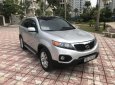 Kia Sorento 2010 - Cần bán Kia Sorento năm 2010, màu bạc, xe nhập số tự động, giá 655tr