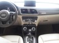 Audi Q3 Q3 2.0 2012 - Cần bán gấp Audi Q3 Q3 2.0 năm sản xuất 2012, màu nâu, nhập khẩu nguyên chiếc 