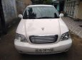 Kia Carnival   2005 - Cần bán gấp Kia Carnival đời 2005, màu trắng, giá tốt