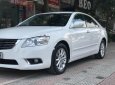 Toyota Camry 2.0E 2010 - Bán Toyota Camry 2.0E đời 2010, màu trắng
