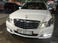 Mercedes-Benz E class  E250 CGI  2010 - Bán ô tô Mercedes E250 CGI sản xuất năm 2010, màu trắng, 750 triệu