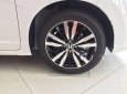 Honda Jazz   V  2018 - Cần bán xe Honda Jazz V sản xuất năm 2018, màu trắng, 544tr