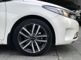 Kia Cerato 1.6AT 2017 - Bán Kia Cerato 1.6AT đời 2017, màu trắng, cực mới