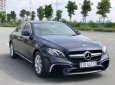 Mercedes-Benz E class  E200  2017 - Cần bán gấp Mercedes E200 năm sản xuất 2017, màu đen