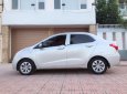 Hyundai Grand i10 MT 2018 - Cần bán gấp Hyundai Grand i10 MT 2018, màu bạc đẹp như mới