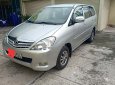 Toyota Innova G 2010 - Bán ô tô Toyota Innova G năm sản xuất 2010, màu bạc 