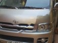 Toyota Hiace 2.7 2005 - Cần bán xe Toyota Hiace 2.7 năm sản xuất 2005, màu bạc xe gia đình