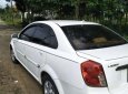 Daewoo Lacetti 2004 - Bán xe Daewoo Lacetti sản xuất năm 2004, màu trắng xe gia đình