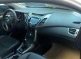 Hyundai Elantra   2015 - Cần bán gấp Hyundai Elantra đời 2015, màu trắng giá cạnh tranh