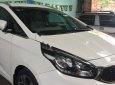 Kia Rondo AT 2016 - Bán Kia Rondo AT 2016, màu trắng, nội thất da zin sang trọng máy êm