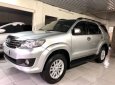 Toyota Fortuner V 2012 - Bán ô tô Toyota Fortuner V 2012, màu bạc, số tự động, giá chỉ 6 triệu