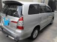 Toyota Innova E 2014 - Bán xe Toyota Innova E năm sản xuất 2014, màu bạc