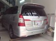 Toyota Innova E  2015 - Cần bán gấp Toyota Innova E sản xuất năm 2015, màu bạc chính chủ