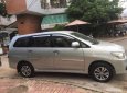 Toyota Innova  MT 2015 - Bán Toyota Innova MT 2015, màu bạc, ít đi rất đẹp