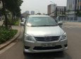 Toyota Innova   E   2013 - Cần bán Toyota Innova E 2013, màu bạc, giá tốt