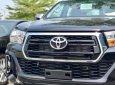 Toyota Hilux 2.4E 4x2 AT 2018 - Bán xe Toyota Hilux đời 2018 màu đen, giá tốt nhập khẩu nguyên chiếc