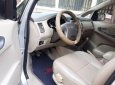 Toyota Innova   E  2014 - Chính chủ bán Toyota Innova E sản xuất 2014, màu bạc 