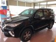 Toyota Fortuner 4x2 2.4 Diesel AT 2018 - Bán xe Toyota Fortuner 4x2 2.4 Diesel AT đời 2018, màu đen, xe nhập