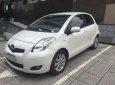 Toyota Yaris 1.3 AT 2010 - Bán Toyota Yaris 1.3 AT sản xuất năm 2010, màu trắng, nhập khẩu  