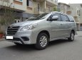 Toyota Innova E 2014 - Mình bán gấp Innova 2014 số sàn màu bạc xe đi kỹ