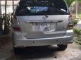 Toyota Innova MT 2013 - Cần bán gấp Toyota Innova MT sản xuất năm 2013, màu bạc, sơn rin trên 90%, vỏ mới thay