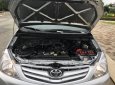 Toyota Innova 2010 - Bán ô tô Toyota Innova năm sản xuất 2010, màu bạc