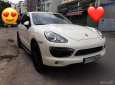 Porsche Cayenne 2010 - Cần bán lại xe Porsche Cayenne sản xuất 2010 màu trắng, 1 tỷ 999 triệu, nhập khẩu nguyên chiếc