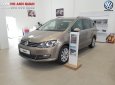 Volkswagen Sharan 2018 - Bán Volkswagen Sharan màu đồng - xe gia đình cao cấp, nhập khẩu Châu Âu, hỗ trợ trả góp 90%, hotline 090.898.8862