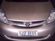 Toyota Sienna Limited 2006 - Cần bán lại xe Toyota Sienna Limited năm 2006, màu vàng, nhập khẩu Mỹ, số tự động