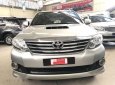 Toyota Fortuner 2015 - Bán ô tô Toyota Fortuner năm 2015, màu bạc, 910tr