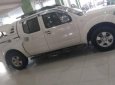 Nissan Navara 2013 - Bán Nissan Navara sản xuất 2013, màu trắng xe gia đình, giá chỉ 410 triệu