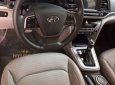 Hyundai Elantra 2.0L 2016 - Bán Hyundai Elantra 2.0L số tự động, đời 2016, màu bạc, đồng sơn máy xin, xe chạy 40000 km, xe gia đình ít dùng