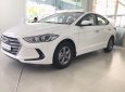 Hyundai Elantra 1.6 AT 2018 - Bán Hyundai Elantra 1.6 AT màu trắng xe có sẵn giao ngay, hỗ trợ vay trả góp lãi suất ưu đãi, LH 0903 175 312