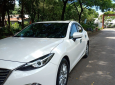 Mazda 3 2017 - Bán xe Mazda 3 đời 2017 màu trắng, giá 640 triệu, sơn zin cả xe