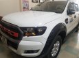 Ford Ranger XLS 2.2L 4x2 AT 2016 - Bán xe Ford Ranger XLS 2.2L 4x2 AT đời 2016, màu trắng, nhập khẩu, 630tr