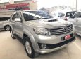 Toyota Fortuner 2015 - Bán ô tô Toyota Fortuner năm 2015, màu bạc, 910tr