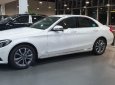 Mercedes-Benz C class C200 2018 - Cần bán gấp Mercedes C200 đời 2018, thiết kế Kodo, công nghệ Skyactiv