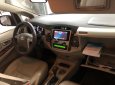 Toyota Innova V 2013 - Cần bán gấp Toyota Innova V đời 2013, màu bạc