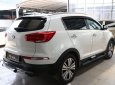 Kia Sportage 2.0AT 2015 - Bán Kia Sportage 2.0AT sản xuất năm 2015, màu trắng, nhập khẩu nguyên chiếc