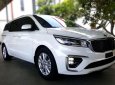 Kia Sedona 2018 - Bán ô tô Kia Sedona sản xuất 2019, màu trắng