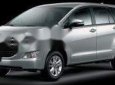 Toyota Innova 2018 - Bán xe Toyota Innova năm sản xuất 2018, màu bạc, giá tốt