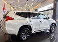 Mitsubishi Pajero Sport 4x2 AT 2018 - " Hot" Cần bán Mitsubishi Pajero sport phiên bản máy dầu 2018, xe nhập khẩu, màu trắng, LH Yến: 0968.660.828